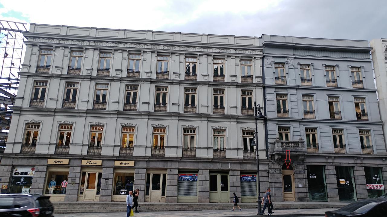 Apartment Freedom Square Тбилиси Екстериор снимка