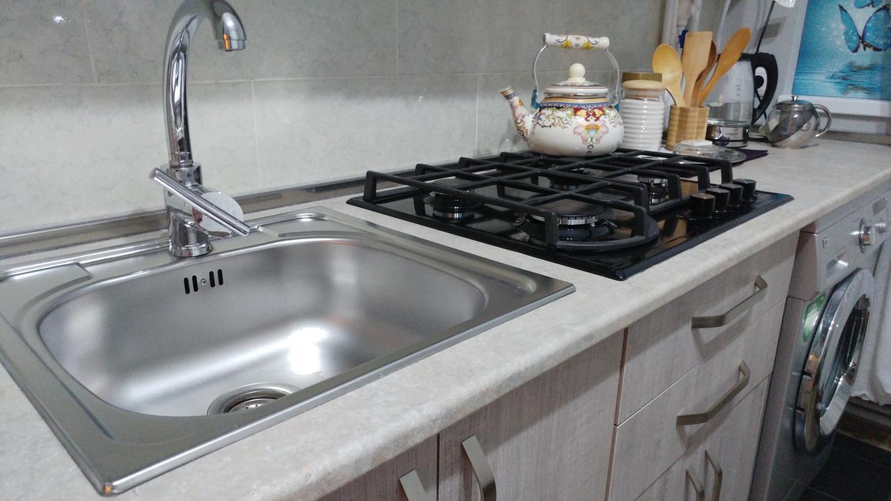 Apartment Freedom Square Тбилиси Екстериор снимка