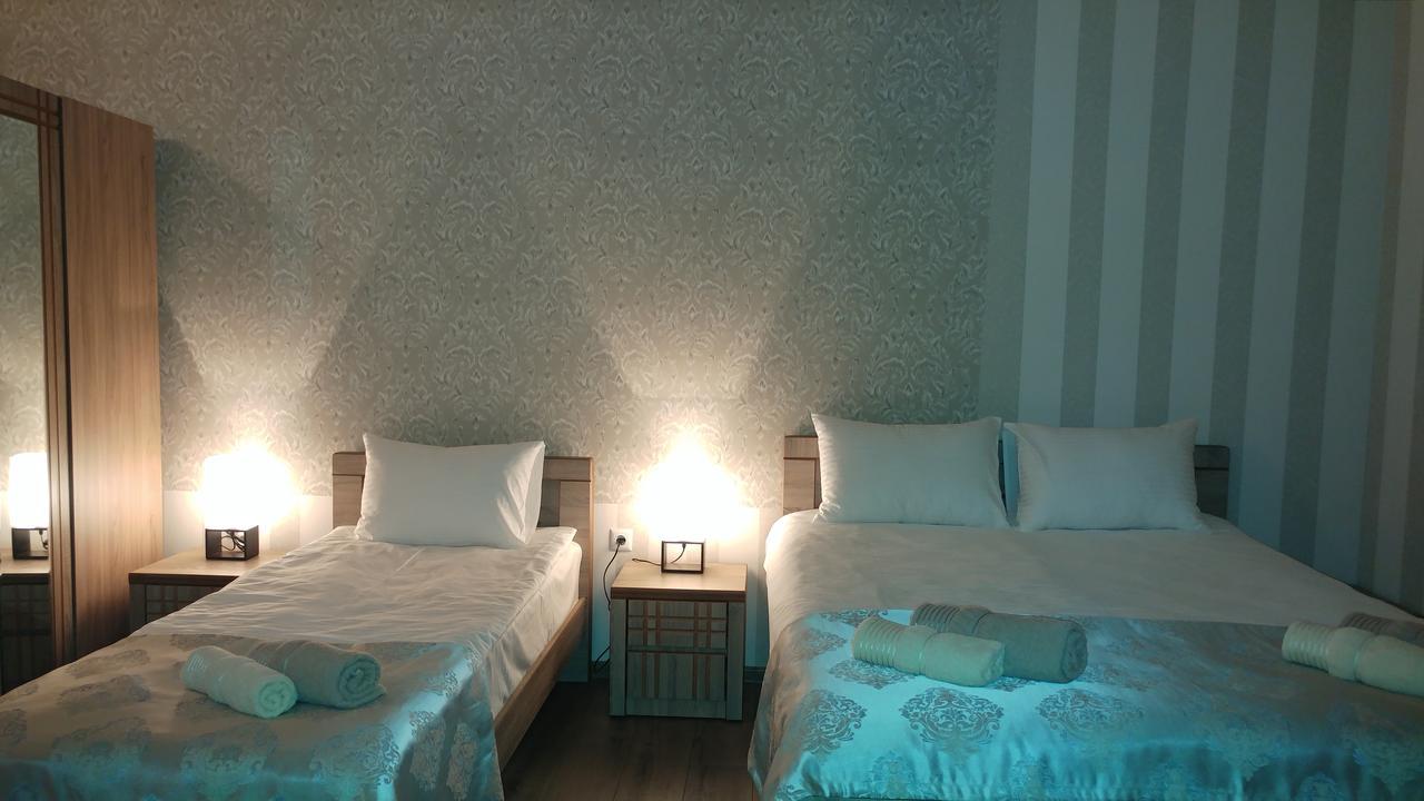 Apartment Freedom Square Тбилиси Екстериор снимка