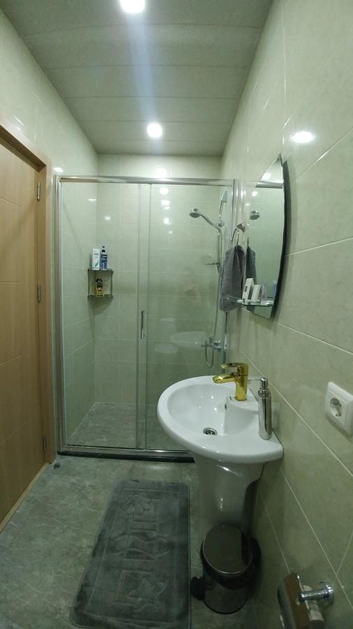 Apartment Freedom Square Тбилиси Екстериор снимка